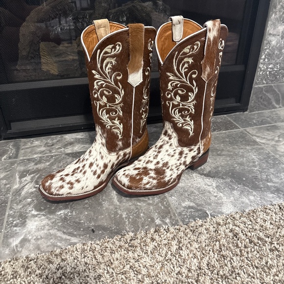 Vaquero Boots(Chedron Women's Hair-On Hide Boots) - Picture 1 of 3